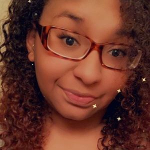 Meet your Posher, Azalia